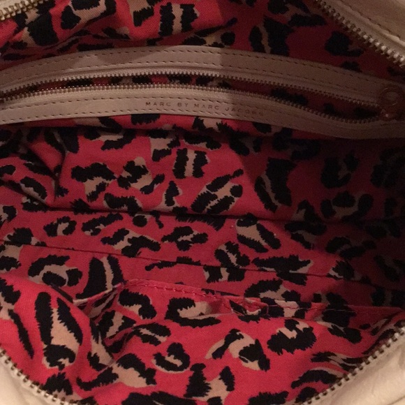 Marc by by Marc Jacobs handbag - Picture 6 of 6